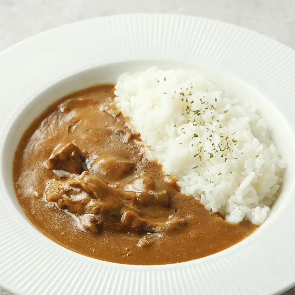 トロトロ牛すじカレー・贅沢和牛ビーフシチュー