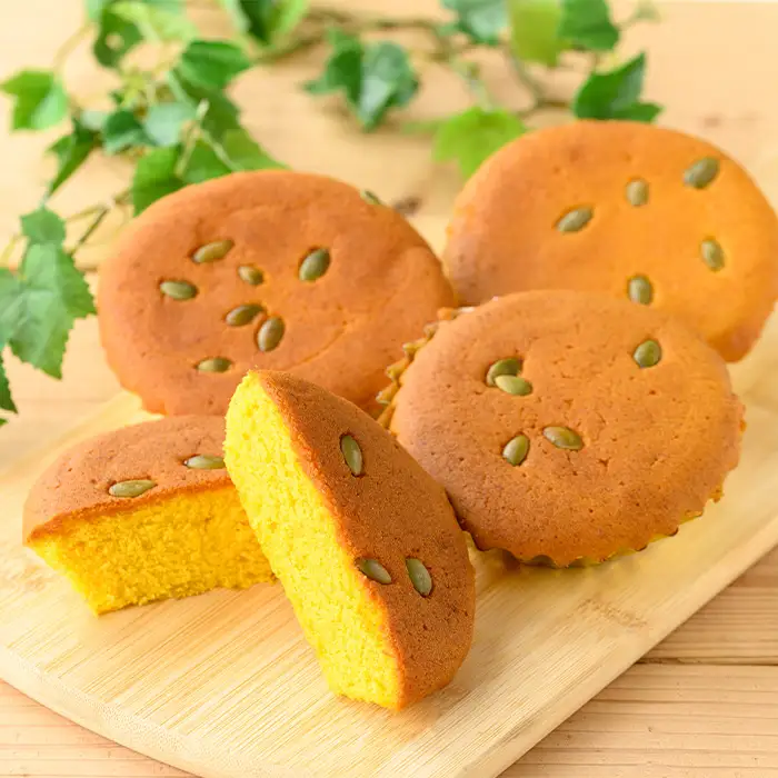 ＜訳あり＞ご自宅用！味平かぼちゃのマドレーヌ12個入り【00-014-09】
