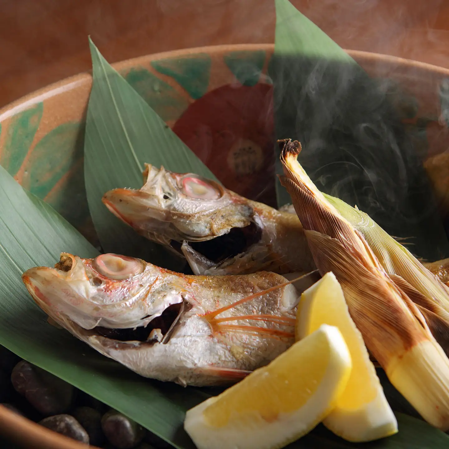 湯野浜温泉　游水亭いさごや　ペア宿泊券（1泊2食付）【詣でる つかる 頂きます】（山形県鶴岡市）魯山人の器とお料理が魅せる－白水の膳－ 和風デラックスルーム オーシャンビューの広々和室 | 山形 庄内 東北 観光 旅行 夫婦 カップル 和食 庄内砂丘 日本海 高級 天然温泉 記念日 誕生日プレゼント