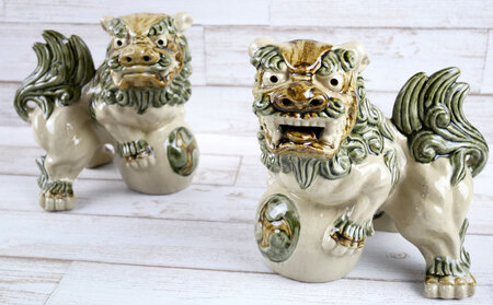 鋳込み　玉獅子　雌雄ペアセット【白】　シーサー