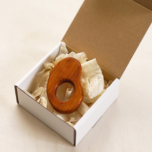 ＜数量限定＞  地域をかじる玩具 はがため ばあちゃんちのしょうゆ豆 (1個) 国産 香川県産 ヤマザクラ 歯がため おもちゃ 0歳 木製 無垢材 かわいい 赤ちゃん 幼児 乳児 子供 出産祝い プレゼント 贈り物 ギフト 工芸品 【man341-B】【ツクシサン】