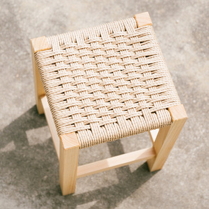 ＜数量限定＞ 地域に出会う家具　UDONスツール (1個) 国産 香川県産 ヒノキ 椅子 インテリア 家具 木製 プレゼント 贈り物 ギフト 工芸品 【man340】【ツクシサン】