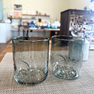 おやゆびグラス（グレー）大２個セット