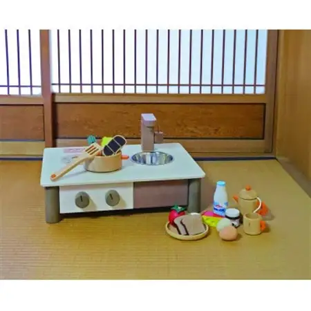東郷町公式キャラクター【トッピィ】ロゴ入りインテリアになじむ日本製ままごとキッチン -くるみいろ-【1605366】