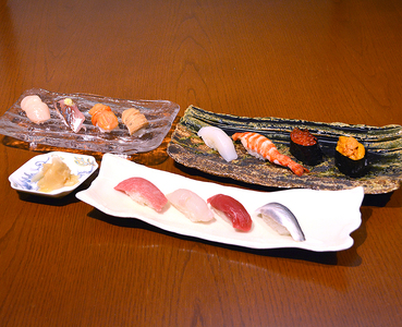 【竜の鮨】 おまかせにぎり寿司12貫一人前8,000円分 お食事券1枚 