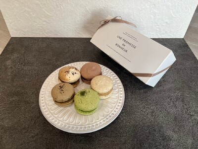 マカロン 5個入 抹茶 アールグレイ コーヒー ほうじ茶 ショコラ 香料着色料無添加 自然派 お菓子 洋菓子 スイーツ デザート おやつ 冷凍 富士市 [sf001-218]