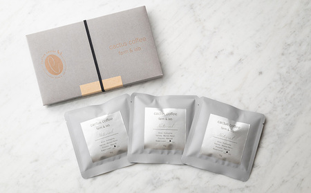 コーヒー 久米島育ちの国産コーヒー『焙煎豆＆コーヒークッキー缶』セット