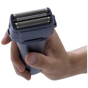 ヤマゼン USB充電式電気シェーバー LASIKU グリーン［3枚刃 /AC100V-240V］ ESY-K03-G 【 電気シェーバー シェーバー 髭剃り メンズ USB充電 水洗い対応 防水 IPX6 きわ剃り 往復式 美容家電 人気 おすすめ 】