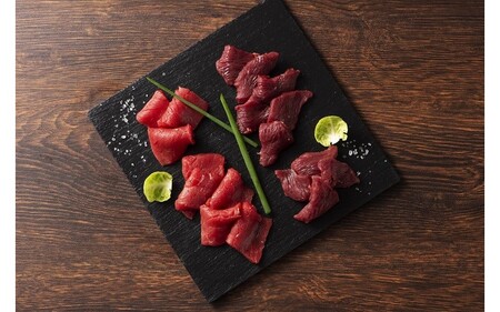 【国産】馬刺しとユッケ 4種食べ比べセット 260g 国産 馬刺し ふじ馬刺し 赤身 上赤身 ユッケ セット 馬肉 馬 生食用 肉刺し ギフト 贈答用 フジチク 熊本 阿蘇 南小国町 送料無料