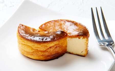 126-1302 4種のチーズのベイクドチーズケーキ 60g×4個入 ケーキ 洋菓子 スイーツ デザート 冷凍 国産 大分県 豊後大野市