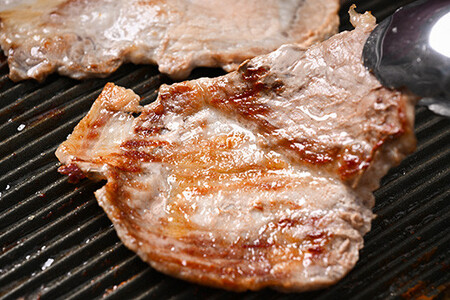 和豚もちぶた 高級部位焼き肉用 1.8kgセット (ロース・バラ・肩ロース) ◇｜和豚 