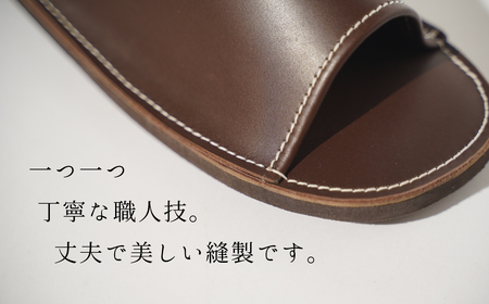 靴職人手作りの本革「スリッパ」 ダークブラウン キッズサイズ ルームシューズ 部屋履き 雑貨 日用品 革 本革 高級 ギフト プレゼント 贈答 茶 災害 子ども H066-057