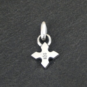 small edge cross pendant スモール エッジ クロス ペンダント ｜ シルバー アクセサリー 十字架 モチーフ 925 ペンダントトップ ネックレス チャーム ジュエリー アクセ ファッション ハンドメイド 人気 シンプル ギフト プレゼント 年末年始 お中元 お歳暮 内祝い 快気祝い