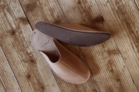 レザールームシューズ（S・M・L） ルームシューズ スリッパ 選べるサイズ S ～23cm M 23.5～25cm L 25.5～27cm 室内履き レザー 革製品 革 ハンドメイド 雑貨 ギフト House. [h323]