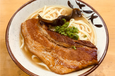 沖縄そば ソーキそば 食べ比べ 5食セット [味の店にしんすに 沖縄県 伊江村 ie47bde270002]