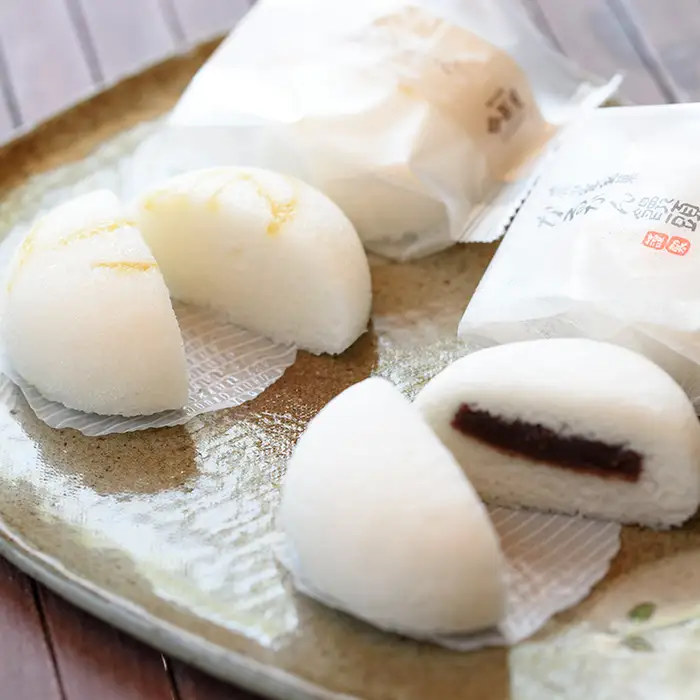 【お中元】鹿児島銘菓 かるかん 食べ比べ 15個「かるかん饅頭（あんこ入り）5個」と 「サワーポメロの果皮を使用した極かるかん（あんこ無し）10個」詰め合わせ 冷蔵 鹿児島 自然薯 かるかん 食べ比べ 和菓子【00-014-06-R8OC】