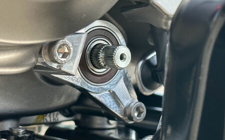 CT125（JA65） シフトガイド　タイプ3 / カスタム バイクカスタム カスタムパーツ CT125 しなり防止 シールベアリング シフトチェンジ 亀山市/有限会社ギルドデザイン [AMAA042]