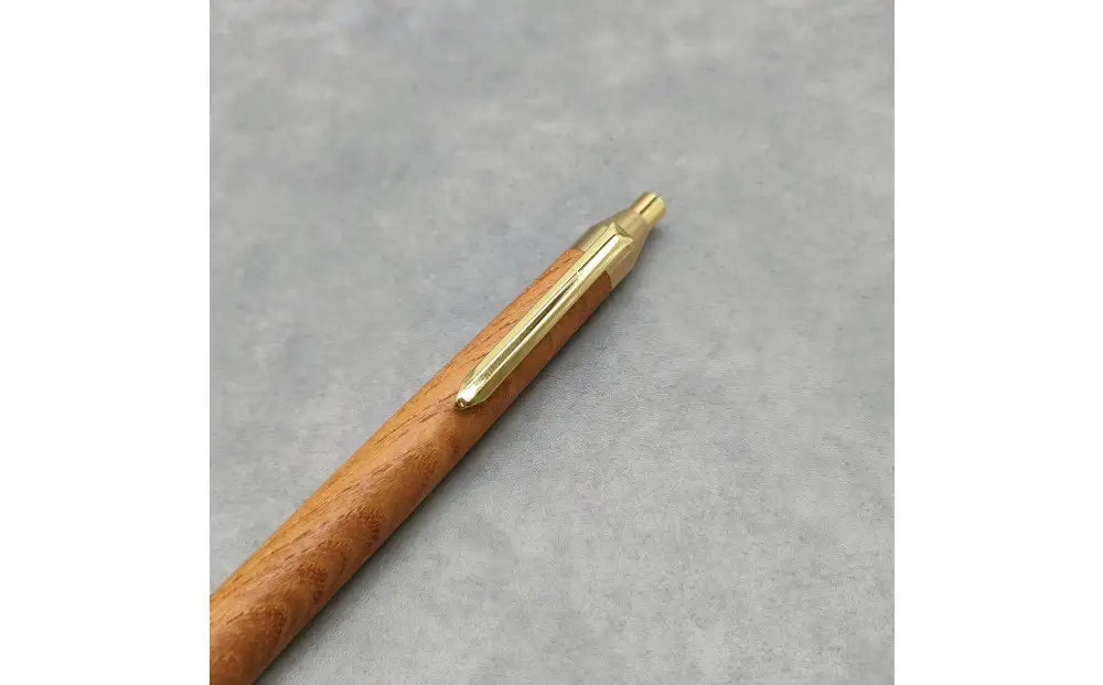 Baton Dor＆ZAWASOU　欅（けやき）木軸ペン　スタンダードタイプ　ボールペン（真鍮金具）