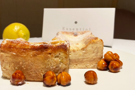 レモンとプラリネのチーズケーキ [2320]