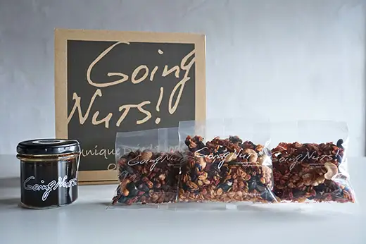 ナッツ屋さんのこだわり自家焙煎グラノーラ1週間分(カカオ&ラズベリー&NUTS)【50g×7袋】【DE05W】