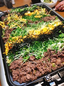 【A4等級】博多和牛モモすき焼き切り落とし 400g すき焼き TKZ017