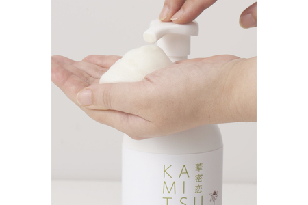 華密恋 ハンド ボディ ソープ 300mL [カミツレ研究所 長野県 池田町 48110801]
