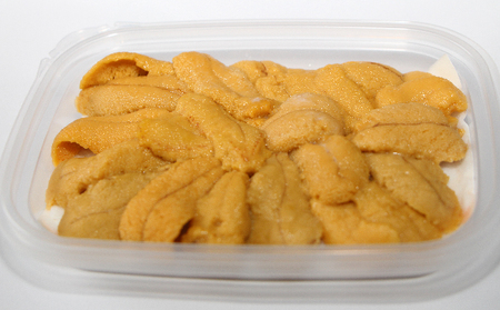 北海道 礼文島産 ミョウバン不使用 冷凍 生うに キタムラサキウニ 80g×1個［野崎水産］【 うに ウニ 雲丹 生うに 冷凍うに ムラサキウニ 海鮮 うに丼 濃厚 甘み 】