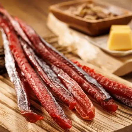 ＜北海道産＞秋鮭(サケ)のみを使用した「鮭とばソフト」250g×3個セット_国産 北海道産 さけとば 秋 鮭トバ 鮭 トバ さけ サケ シャケ 小分け 調理済み 一人暮らし セット おかず 冷凍 定期便 魚介類 魚干物 海鮮 絶品 人気 笹谷商店 直営 釧之助本店 高級 北海道 釧路町 釧路超 特産品 _【配送不可地域：離島】【1084110】