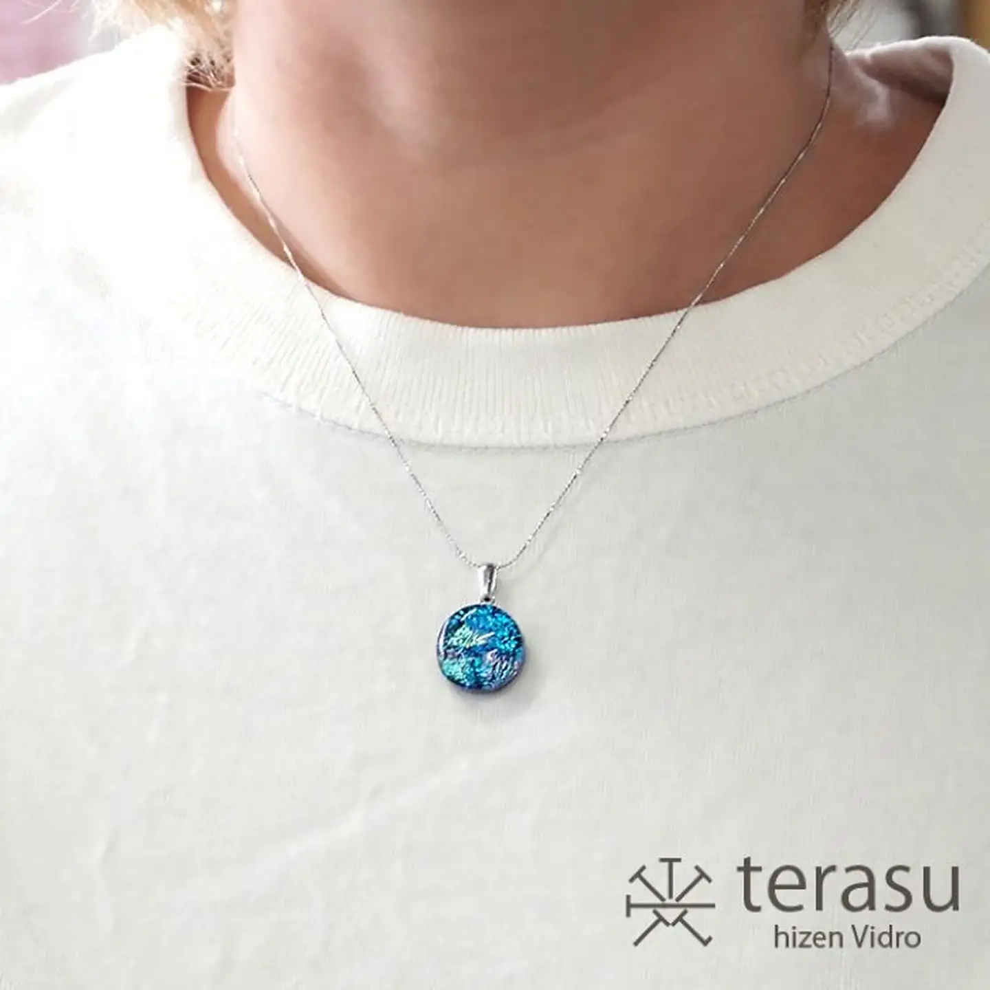 肥前びーどろネックレス（青・丸） 工芸品 伝統工芸品 副島硝子 ガラス アクセサリー ネックレス プレゼント ギフト 母の日 ：B320-009