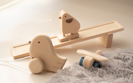 AH4　木のおもちゃ「スロープウォーカー鳥さん・ヒヨコ・ヒコーキ」【 木製 おもちゃ 玩具 ひよこ 飛行機 無垢 安全 手作り ハンドメイド 贈り物 プレゼント お祝い 出産祝い 誕生日 】