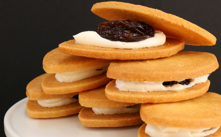 藤稔レーズンサンド | お菓子 スイーツ おやつ