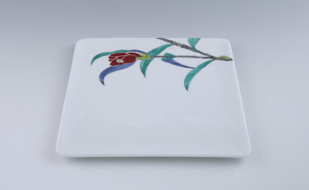 有田焼 角平皿 22cm〈侘助文〉赤【赤絵白磁硯処 雪月花】食器 器 うつわ 手描き 伝統工芸 ギフト 贈り物 80000円 8万円 A80-52