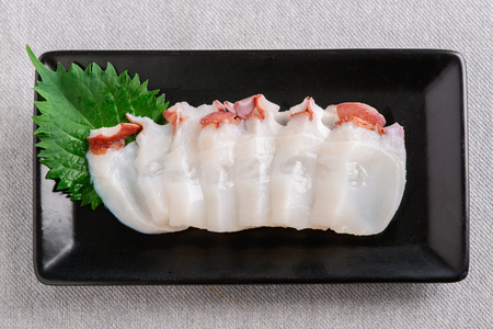 網走産 活〆ボイルタコ足 1kg～ ABBI008