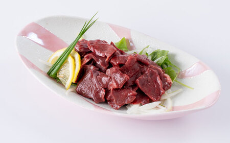 熊本 馬刺し 心臓(ハツ)切り落とし  約300g（約100g×3P) 馬刺しハツ[AYAF067]