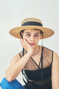 Mia Hat Lace Canotier Wide 003 レース キャノチェ ワイド 麦わら帽子【Black】 帽子 58cm 天然草木 ラフィア 黒 リボン ファッション 日本製 ギフト プレゼント 北杜市 [h333]