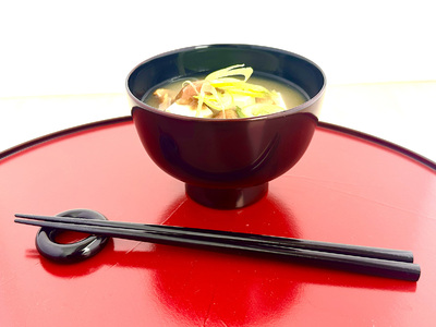 川連漆器 夫婦鉄鉢椀（本溜内黒・皆朱）紙箱入 漆器 漆器 【(株)佐藤商事】[H2-5501]