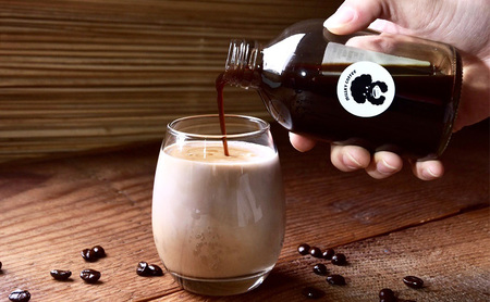 ラテベース 加糖 希釈用 250ml×2本 コーヒー 珈琲 簡単 本格 ラテ カフェ スペシャルティコーヒー COFFEE 焙煎 自家焙煎 飲料 飲み物 ドリンク 人気 美味しい 冷蔵 millky coffee 送料無料 愛知県 あま市