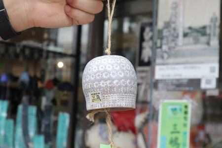 三島産新倉氏暦手風鈴 1個 陶器 風鈴 夏 手作り 日本製 職人技 工芸品 贈答用 プレゼント ギフト 静岡県 三島市