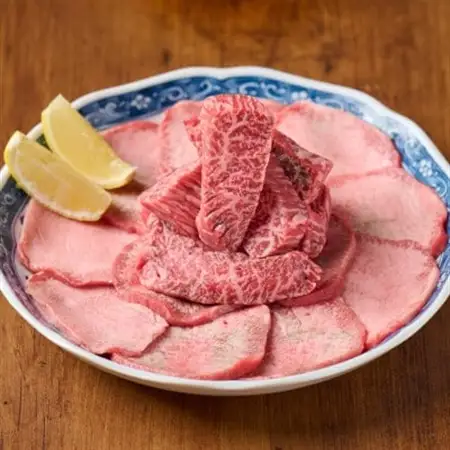 【焼肉三ちゃん】《ディナー》20,000円分お食事券(ぐるなびセレクション)【1642129】