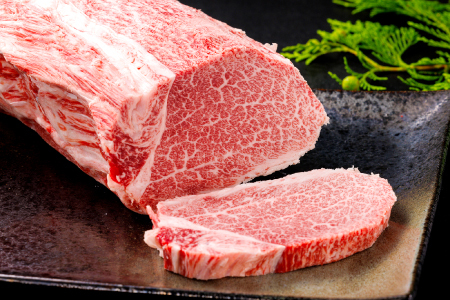 【A5】鳥取和牛ヒレステーキ 5枚【750g A5等級 ヒレ ステーキ 赤身肉 最高級部位 鳥取 和牛 ご自宅用 ギフト 熨斗 プレゼント お取り寄せ グルメ 冷凍】