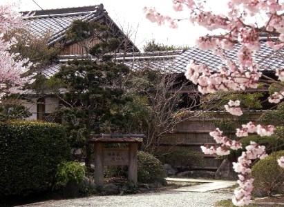 『桜美荘たいら』ペア宿泊券＋おみやげ《桜美荘たいら》