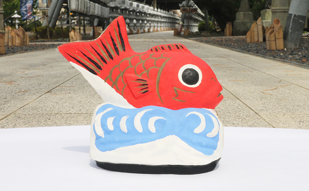 【大本山 小湊 誕生寺】日蓮聖人ゆかりの縁起物『願満の鯛』（大）　[0050-0098]