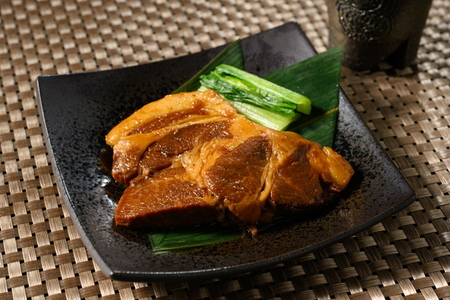 豚肉の甘露煮（肩ロース）3食入 ～茨城県の銘柄豚『常陸の輝き』使用～ 【古河ブランド認証品】 | 豚の甘露煮 ぶた ブタ 甘露煮 かんろに カンロニ 甘い ご飯のお供 贈答 ギフト 茨城県 古河市 _BC17