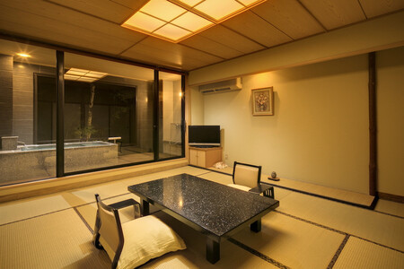 石花海別邸 かぎや 〈宿泊補助券 \30,000分〉　【  宿泊  】