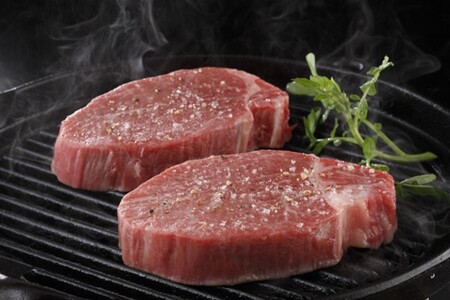 【高島屋選定品】＜お肉の専門店スギモト＞松阪牛ステーキ用（ヒレ肉）TSY-211　ヒレ肉３枚３６０ｇ 三重県 多気町 TSY-03-11