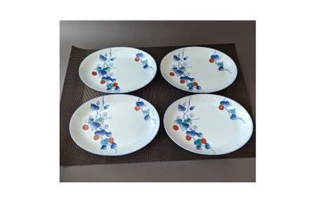有田焼 華山窯 染錦 トマト楕円 トレー皿 4枚セット【東洋セラミックス】トマト 食器 器 取り皿 メイン料理 うつわ オーバル 手描き 30000円 3万円 A30-840