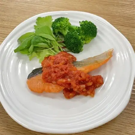 訳あり 宮城県産　銀鮭　切身　甘塩　約3kg　国産/三陸　女川町【配送不可地域：離島】【1641035】