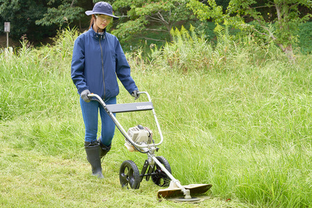 キャリー式エンジン草刈機 EFR-26C [1608]