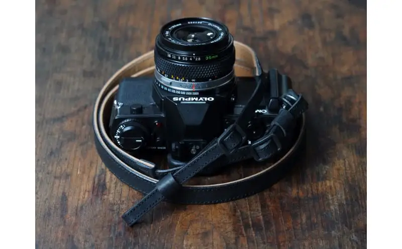 レザーストラップ クラシコ Mサイズ ブラック 1本（福岡市）