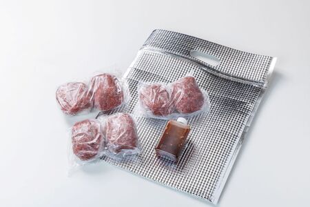 肉の旨み際立つ！信州アルプス牛100％　ステーキハンバーグ　4個入り 合計480g(120g×4個　ヤンニョム入り和風ソース付き)